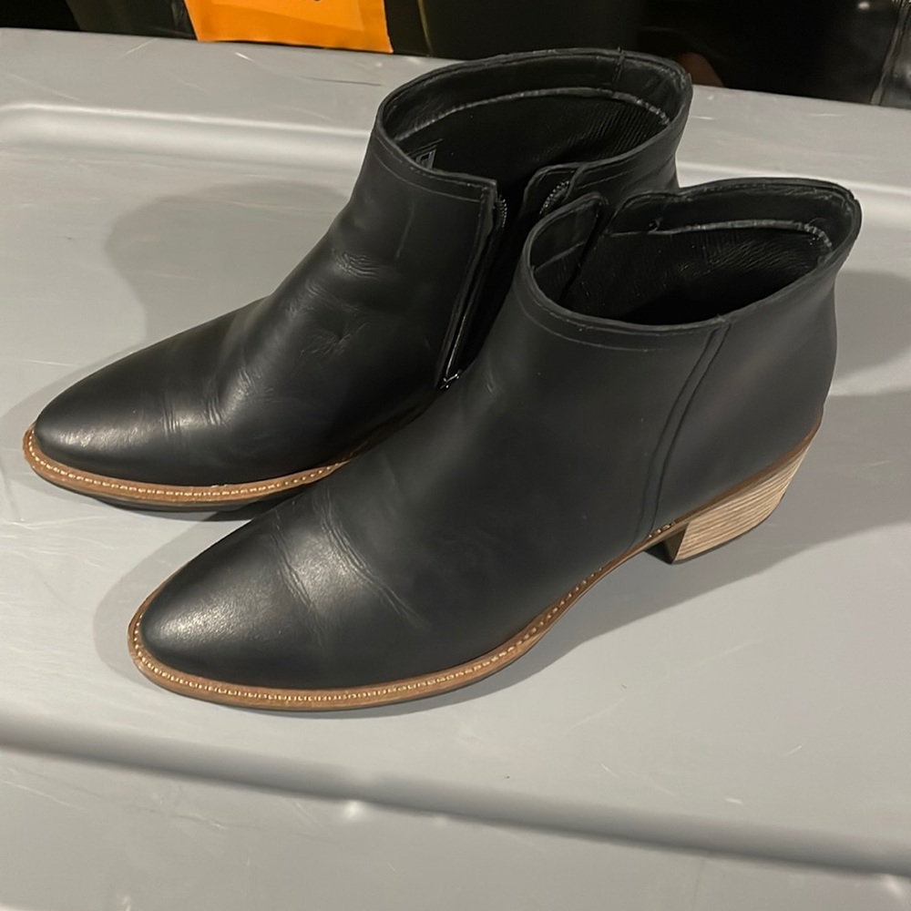 Ecco Women’s Black Bootie